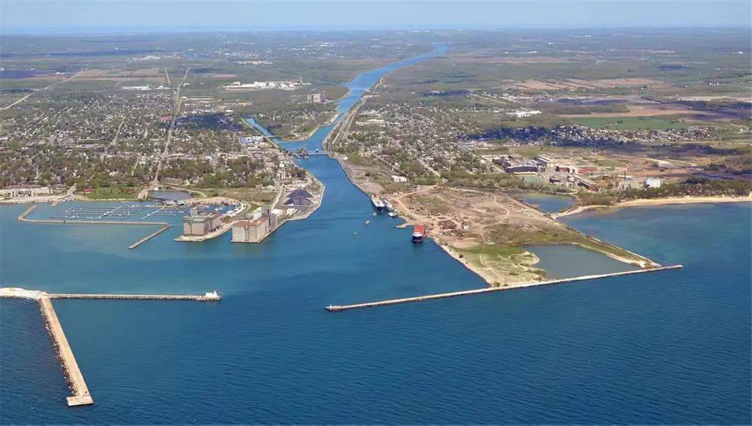 皇冠信用網庄家
_李嘉诚15天内签字皇冠信用網庄家
,美国对华交易亮一张红牌:不能为赚钱出卖灵魂