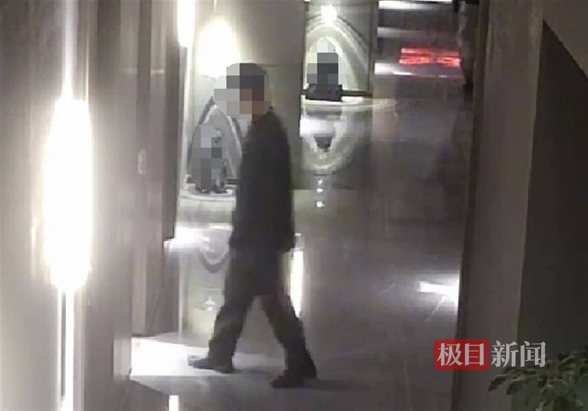 皇冠会员如何申请
_武汉一女子在艺术餐厅请客皇冠会员如何申请
,飞天茅台竟被服务员暗中调包!两人被警方采取刑事强制措施