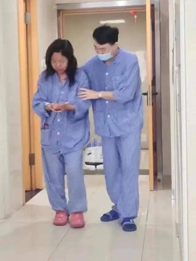 皇冠信用网APP下载
_男子割肝救妻10个月后妻子去世:不后悔皇冠信用网APP下载
,我不救她谁救她