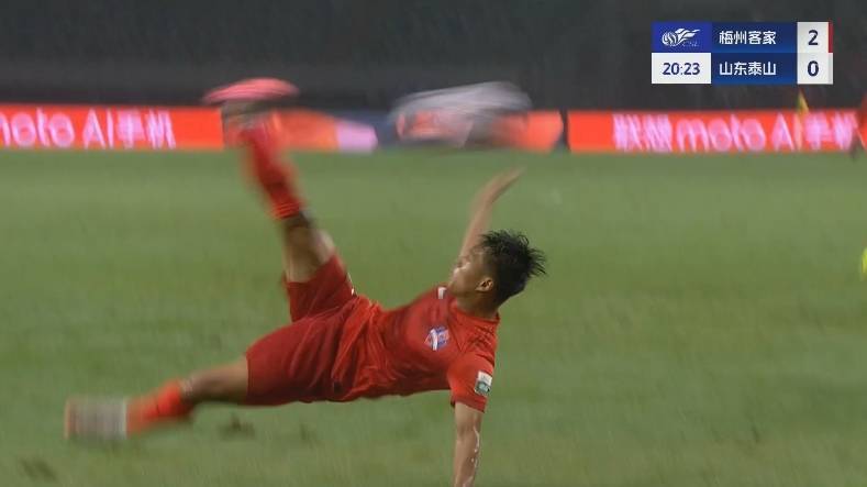 体育皇冠信用網
_半场-杨超声精彩倒钩罗德里格传射 梅州客家暂3-1山东泰山