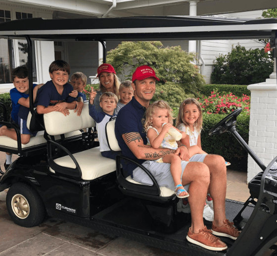 怎么申请皇冠信用網代理
_美媒曝光:美防长赫格塞思两次携妻出席与外军高层的“敏感会谈”