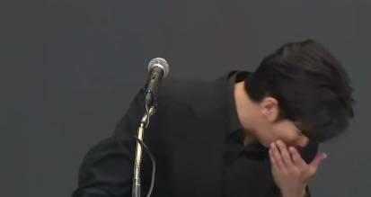 信用網如何申请
_金秀贤为何在记者会上多次喝水信用網如何申请
,网友请DeepSeek解读