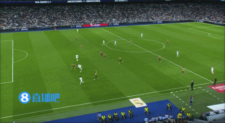 皇冠信用哪里申请
_90分钟战报-皇马3-4皇社总分4-4 维尼修斯两助攻+失单刀