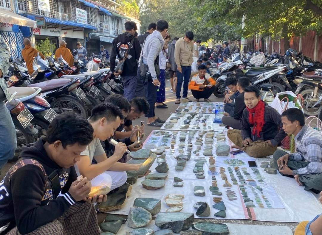 皇冠信用網代理注册
_缅甸强震冲击全球翡翠命脉皇冠信用網代理注册
? 从业者:中高端翡翠或迎50%涨幅|封面财经