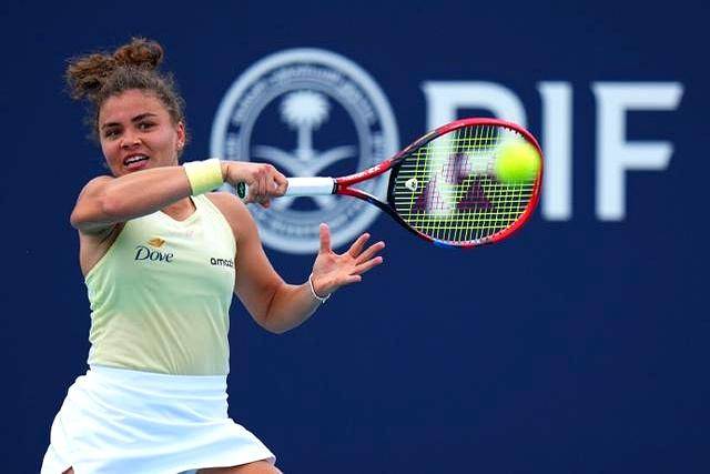 皇冠信用网正网
_郑钦文2-0胜出皇冠信用网正网
,创2大纪录,8强已决出3席:中国金花大战萨巴伦卡