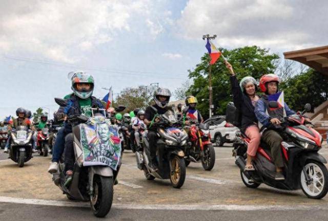 皇冠信用网_老杜翻案在即皇冠信用网，菲前总统来华交底，气坏的马科斯，拿中国人出气？