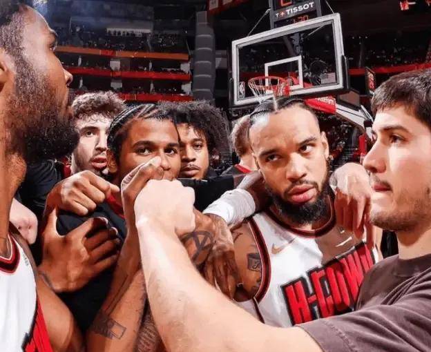 皇冠信用网开户
_预测西部2-8球队的剩余战绩皇冠信用网开户
,勇士跌至第八,森林狼成功上岸