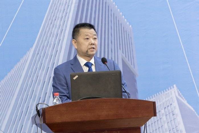 皇冠信用網开号
_广东河源市副市长曹建忠调任嘉应学院校长