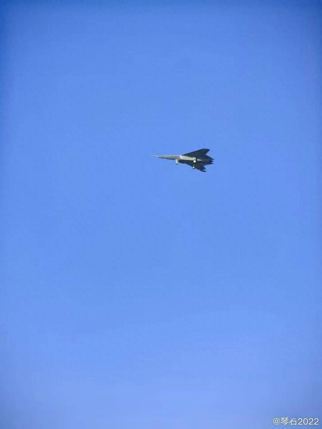 卡塔尔乙组聯賽
_歼-50试飞新图再曝光!细节一览无余卡塔尔乙组聯賽
,中国六代舰载机有戏了?