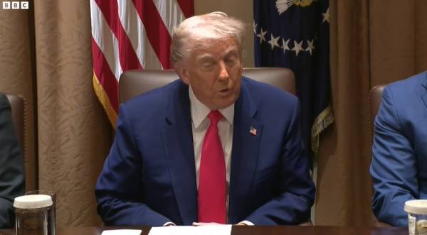 牙买加超级联赛
_美股再次暴跌牙买加超级联赛
!特朗普承认:关税政策有“过渡性问题”