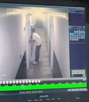 皇冠信用網开户
_“报警腿都在抖”!女子住酒店皇冠信用網开户
,凌晨遭陌生男刷“通卡”闯入房间