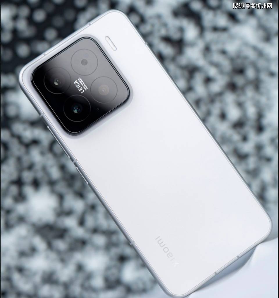 皇冠信用網会员
_小米手机不甘示弱!小米15暴跌821元皇冠信用網会员
,骁龙8至尊版+5400mAh+IP68