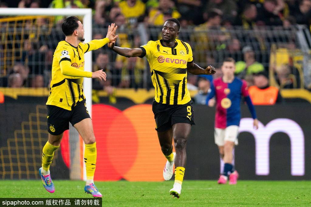 皇冠信用网平台出租_欧冠-吉拉西帽子戏法难救主 巴萨总分5-3多特晋级4强