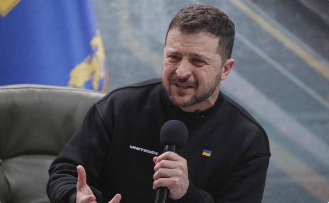 皇冠信用网如何注册
_北约军官被炸皇冠信用网如何注册
,60万俄军猛攻,特朗普开喷,泽连斯基还剩一条路?