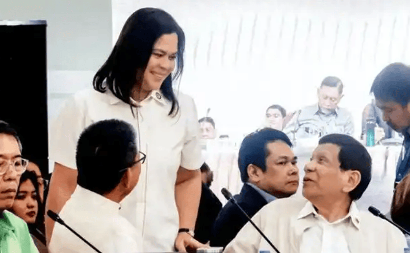 hga030.com手机登录
_菲律宾政坛大地震hga030.com手机登录
,马科斯拒绝接回杜特尔特,莎拉支持率飙升