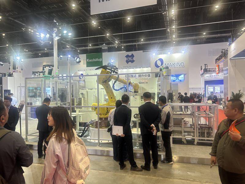 皇冠信用盘会员
_31万平方米皇冠信用盘会员
!北京史上最大规模展会今天开展