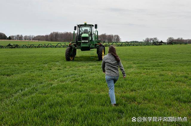 皇冠信用网出租代理
_40艘大船停靠中国舟山港皇冠信用网出租代理
,特朗普不长记性,中国早把后路设计好了