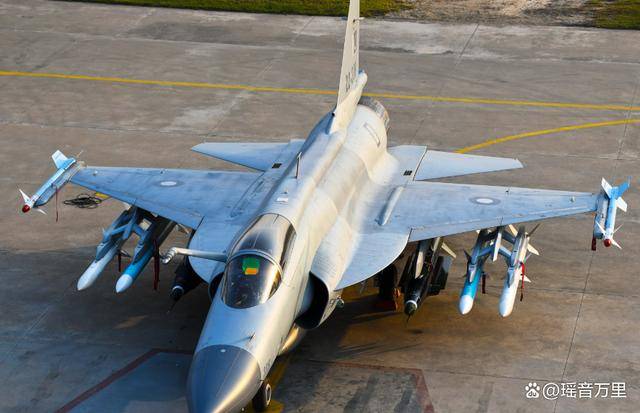 皇冠信用盘开号
_印度宣战!巴军歼10C携PL-15导弹硬刚皇冠信用盘开号
,巴外长连夜拨通中方电话