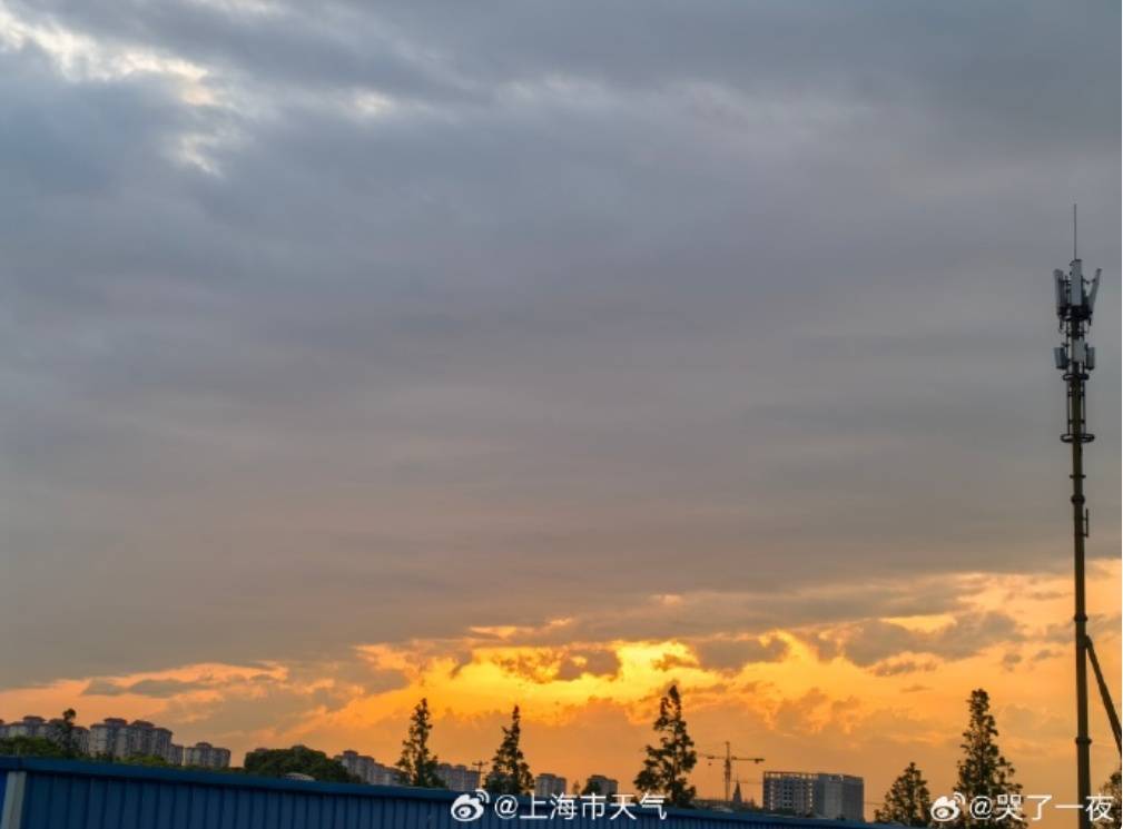 皇冠信用盘怎么申请
_马上影响上海!降雨突袭+9级大风皇冠信用盘怎么申请
,部分轮渡停航,气温冲上33℃后,暴跌11℃