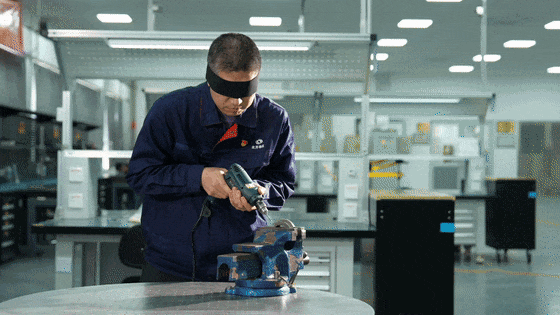 皇冠登1登2登3申请
_“这0.001克皇冠登1登2登3申请
,直接影响我国主战战机性能!”