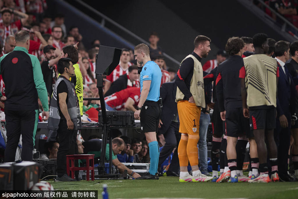 皇冠信用盘如何开户
_欧联-B费双响卡塞米罗破门 曼联3-0十人毕巴占先机