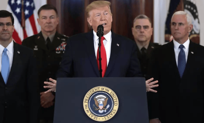 皇冠足球平台代理
_特朗普闯下大祸皇冠足球平台代理
!美高官罕见“力挺”中国:有牌可打的是中国!