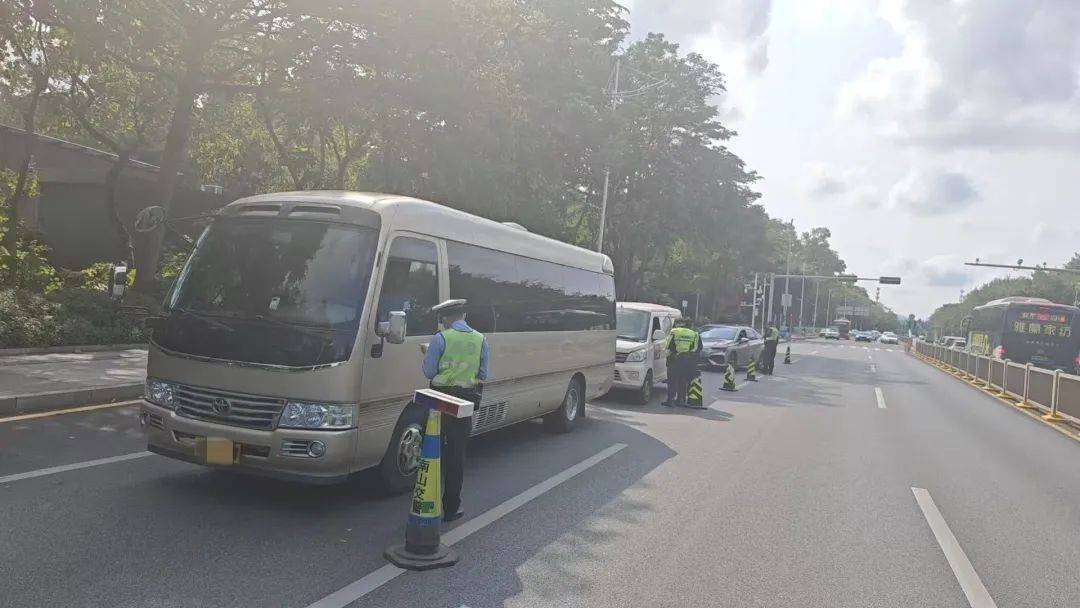 皇冠信用盘在线开户
_全市严查!今天皇冠信用盘在线开户
,深圳交警发布提醒!涉机动车、非机动车等