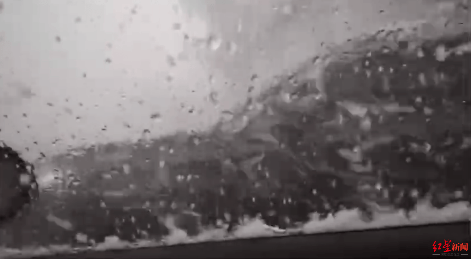 如何注册皇冠足球代理_贵州黔西游船倾覆事故已致3人死亡如何注册皇冠足球代理，14人正在搜救中 目击者：事发前大风冰雹交加