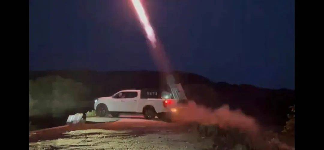 皇冠信用盘开号
_无锡发射火箭弹12枚皇冠信用盘开号
,苏州发射火箭弹10枚