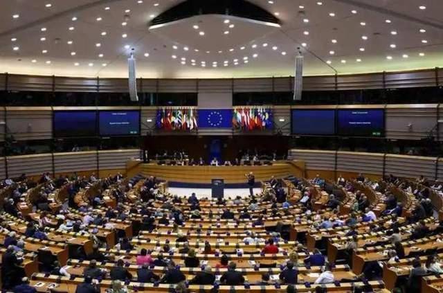 皇冠信用网平台_神奇脑回路！欧盟以为“打赢中国”皇冠信用网平台，只要开除冯德莱恩就行了