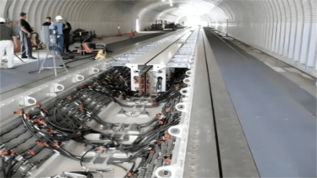 皇冠信用網怎么开通
_央视大方展示!在6艘船簇拥下皇冠信用網怎么开通
,福建舰开足马力直奔东海