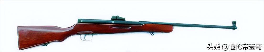 皇冠信用在线申请
_俄军缴获中国81版气枪皇冠信用在线申请
?还有百年汤姆逊冲锋枪、莫辛纳甘