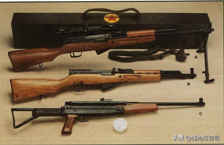 皇冠信用在线申请
_俄军缴获中国81版气枪皇冠信用在线申请
?还有百年汤姆逊冲锋枪、莫辛纳甘