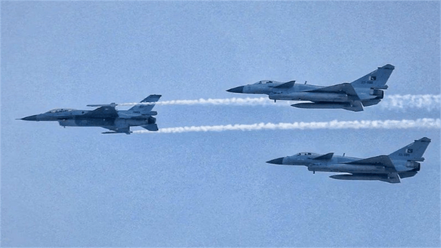 皇冠足球管理平台出租
_前线传回战报!歼10C“苍蝇盔”罕见露面皇冠足球管理平台出租
,飞行员看哪打哪