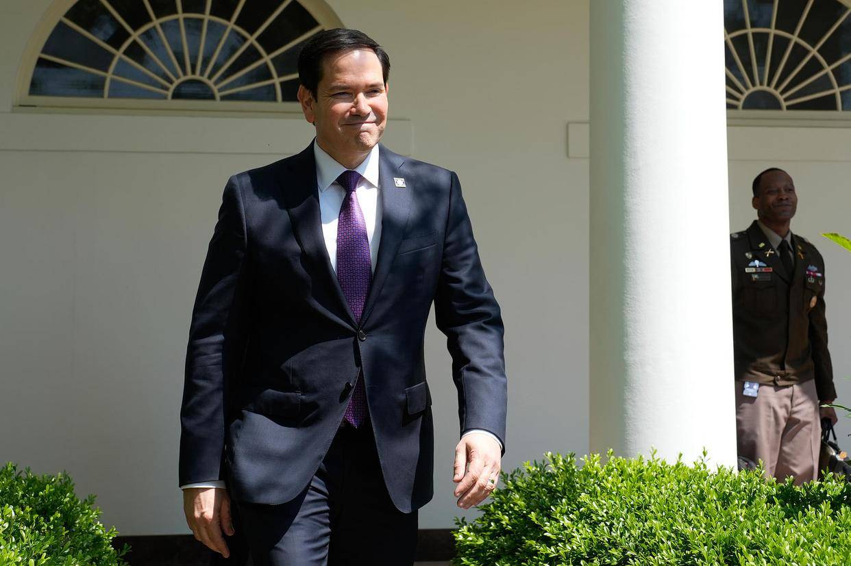 皇冠信用最新地址_特朗普撕破脸皇冠信用最新地址，宣布重磅决定！华裔高官被开除，鲁比奥身兼4职