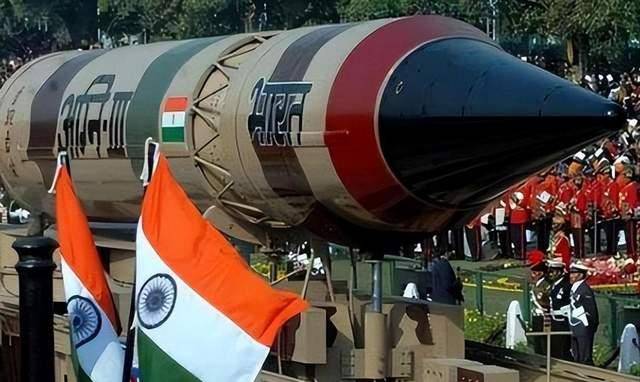 皇冠信用网
_报复开始!巴铁导弹追瞄“阵风”皇冠信用网
,印军全线后撤,紧急布防新德里