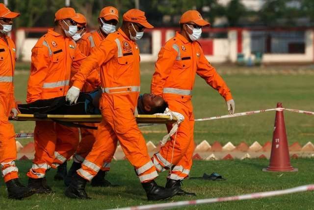 皇冠信用网
_报复开始!巴铁导弹追瞄“阵风”皇冠信用网
,印军全线后撤,紧急布防新德里