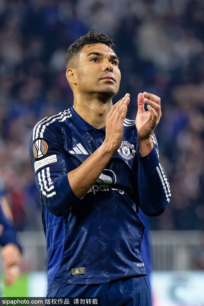 皇冠信用网登2代理
_卡塞米罗或将终老曼联皇冠信用网登2代理
?在阿莫林麾下重获新生