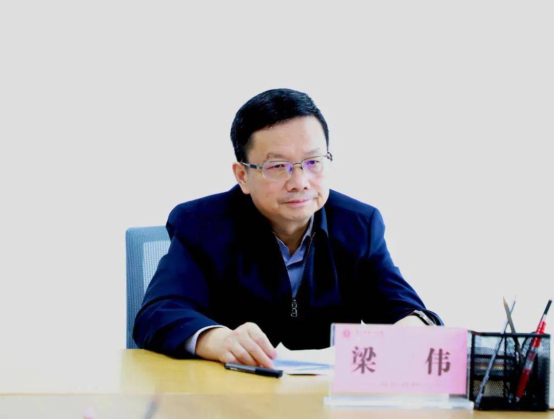 皇冠信用网开户
_“内鬼”梁伟被查皇冠信用网开户
,昨天还曾露面