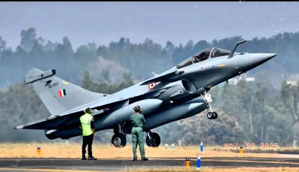 皇冠信用网账号申请
_印军惨败后皇冠信用网账号申请
,乌克兰和西方集体沉默,再不敢提“中国军援俄罗斯”