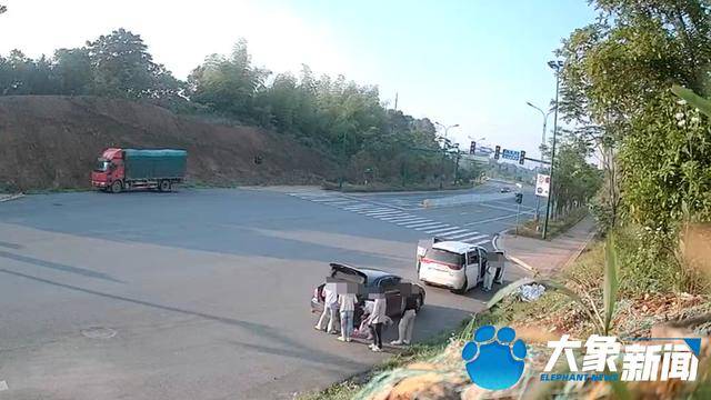 皇冠信用網需要押金吗_暗访长沙地下代孕实验室：无牌车单日转运超10名女性进入