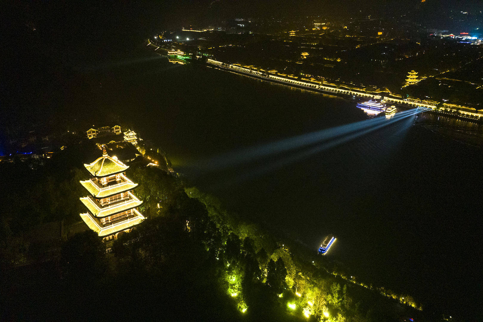 皇冠信用網登123出租
_游客投诉在阆中一景区被索要597元上香费 官方:已致歉退款皇冠信用網登123出租
,景区停业整顿