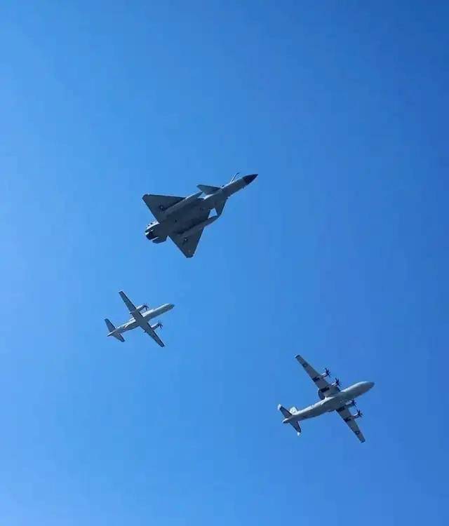 皇冠信用網出租
_巴基斯坦:即将收到新一批歼-10CP皇冠信用網出租
!网友:歼-10C终于要大卖了?