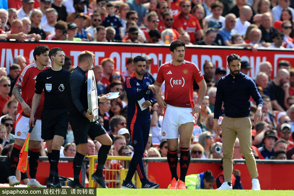 皇冠信用最新地址_曼联球员不满欧联决赛后勤安排皇冠信用最新地址，俱乐部省钱措施引发争议