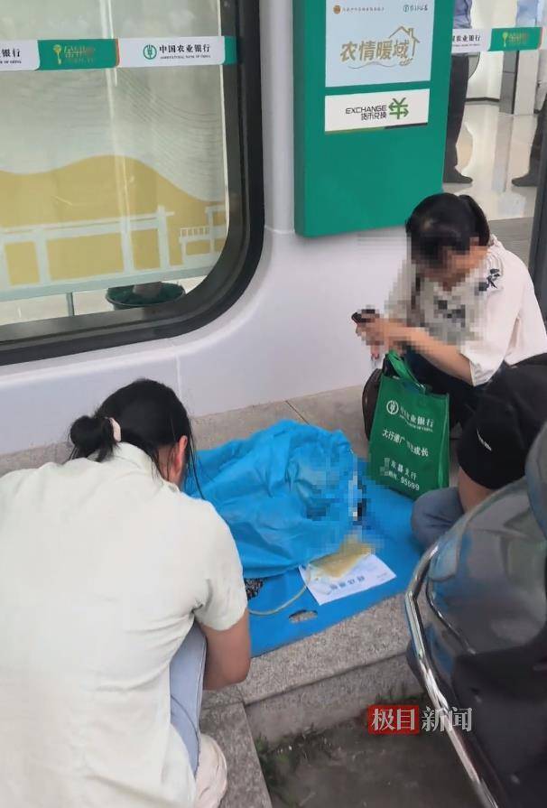 皇冠信用網结算日
_家属称重病妇女被要求“本人到银行”才能取款皇冠信用網结算日
,办理业务过程中人突然去世,株洲多方回应