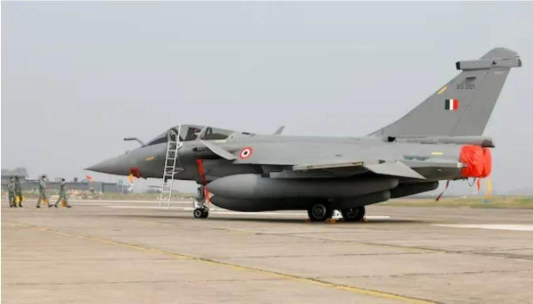 皇冠信用網申请开通
_印度议员当面嘲讽莫迪:阵风战机坠落就像受伤小鸟