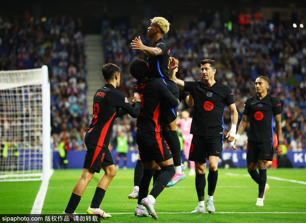 皇冠信用網开户
_西甲-亚马尔世界波+传射 巴萨2-0西班牙人提前2轮夺冠