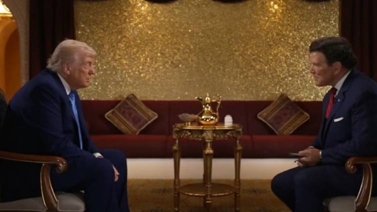 皇冠信用網登2
_特朗普“飘”了:皇冠信用網登2
我把中东三国从中国怀里拉回来