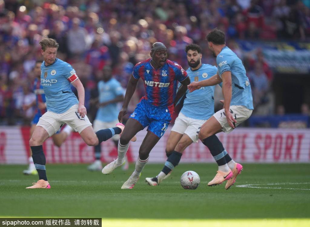 皇冠信用網登2代理
_足总杯-埃泽破门马尔穆什失点 曼城0-1送水晶宫夺队史首冠