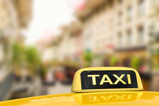 皇冠信用网会员注册网址
_男子从太原打车到晋中被临时加收10元“跨城费”引争议 当地主管部门:不合规